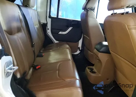 2016 Jeep Wrangler Unlimited Sahara z USA, uszkodzony, nr VIN 1C4BJWEG2GL163823